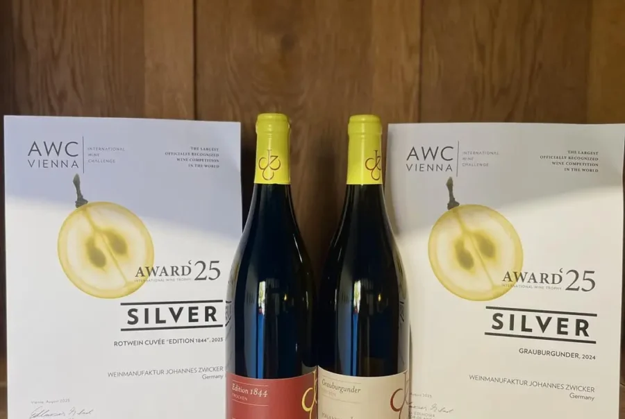 Zwicker Wein Blog – Weinwissen, Genuss & Neuigkeiten 16 Zweiter Platz mit Silber auf der AWC Vienna 2025